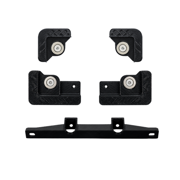 Magnetic mounting corners